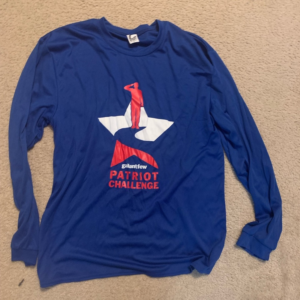 GallantFew Long Sleeve t-shirt. Size Large
